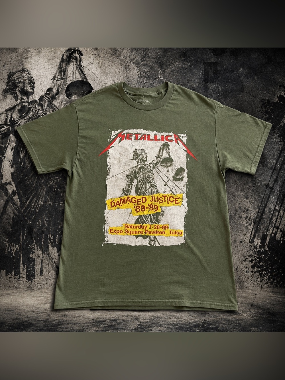 NWT Metallica Damaged Justice 88-89 Tour Graphic Tee Green Medium